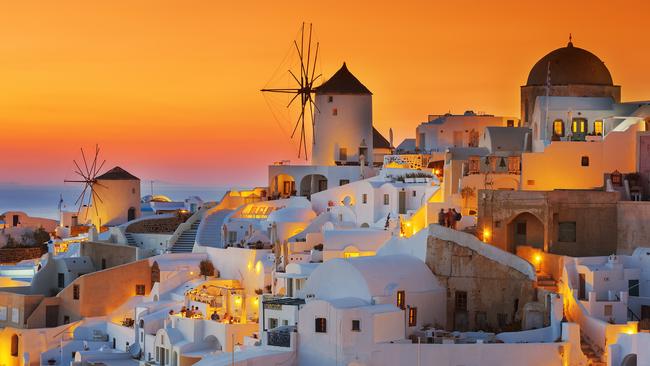 Santorini sunsets had the most online recommendations but lost points due to light pollution on the Greek island.