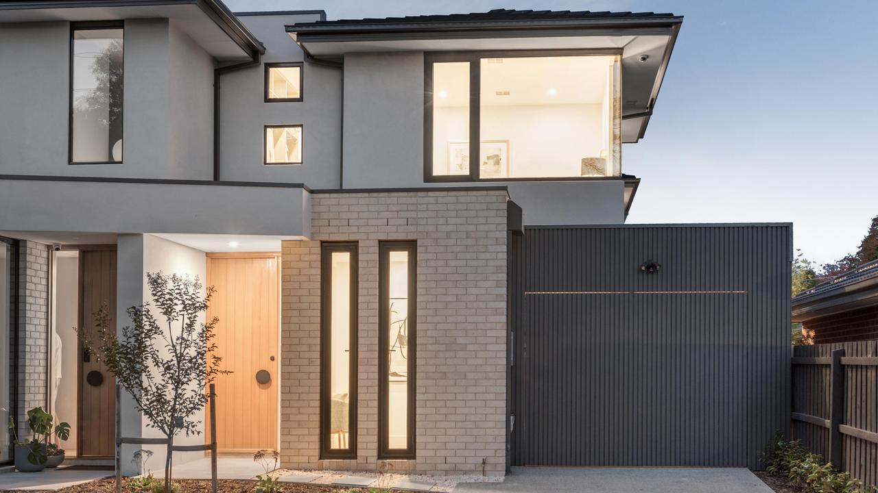 Schoenmakers’ former three-bedroom abode 7a Gloucester Rd, Ashburton sold for $1.84m.