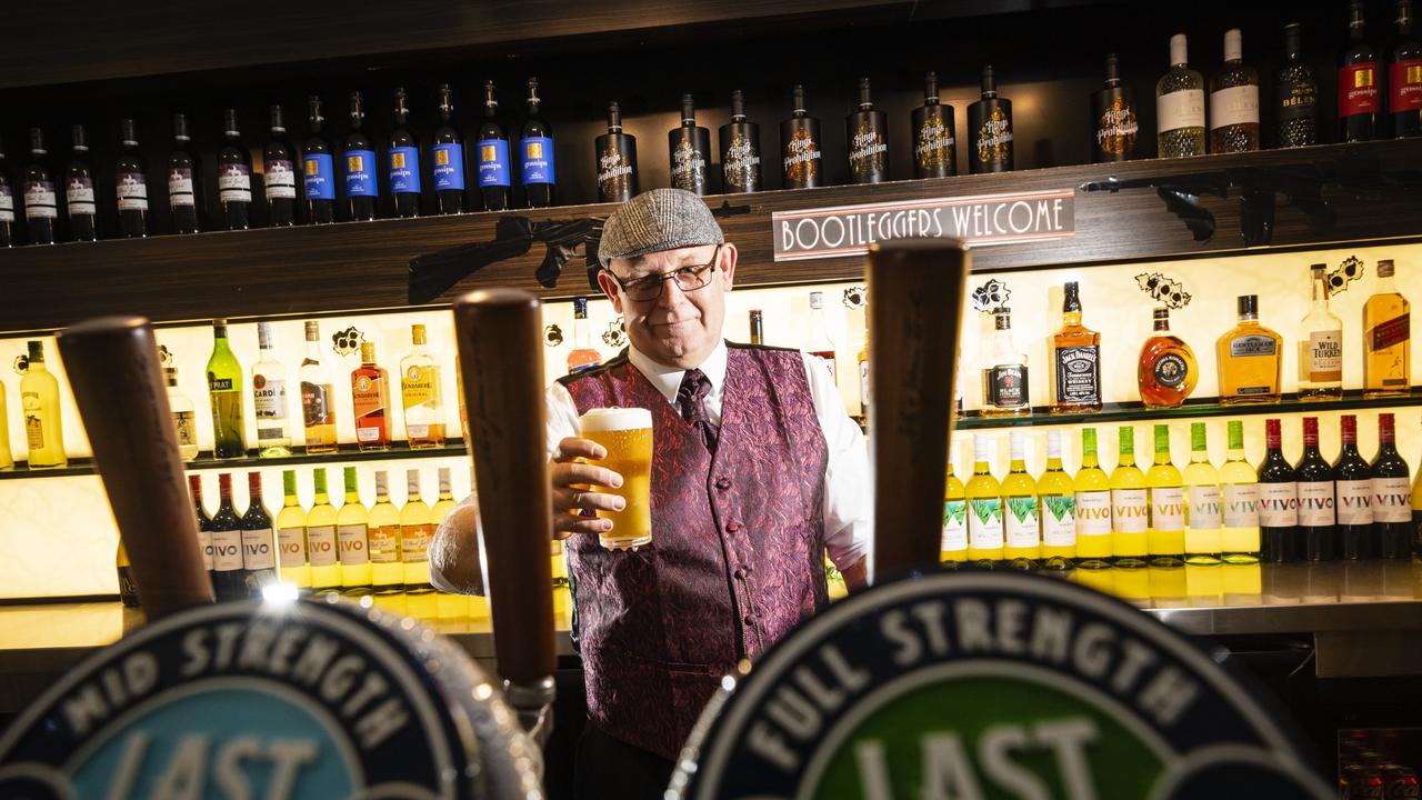 Toowoomba Central Plaza general manager and Centro Italian Ristorante manger Greg O'Leary pours a Last Man Standing lager as the restaurant opens with a Gatsby cocktail party, Friday, May 12, 2023. Picture: Kevin Farmer