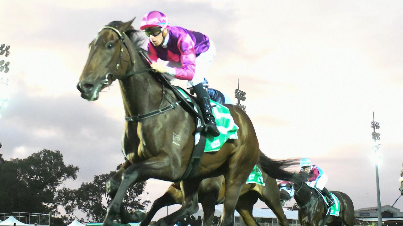 Silks Cranbourne Fillies and Mares BM70 Handicap