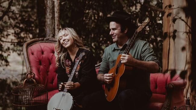 Felicity Urquhart and Josh Cunningham, guitarist and songwriter for The Waifs, will stop in Darwin and the Top Half Folk Festival in June. Picture: Tigreasha