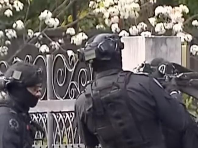 A siege underway in one of Adelaide’s most affluent suburbs as part of an investigation into a house break-in. Police descended on a Glen Osmond house, just after 2pm on Friday after investigations to the eastern suburbs property. But when officers arrived at the Elinor Tce property, located near Seymour College, the suspect refused to surrender. Picture: Picture: 7 NEWS