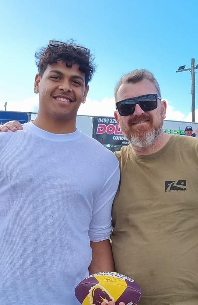 Ahead of the 2023 NRL grand final is one of Toowoomba's biggest Broncos fans Aaron King with Brisbane Broncos player Selwyn Cobbo.