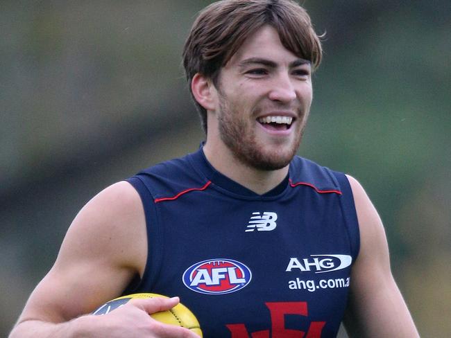 Viney set for quick return as Pies call on Witts