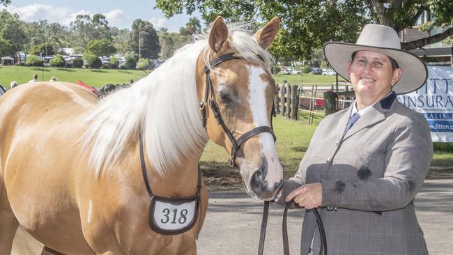 Toneal Hoffman with Carly Domrow's Lucky N Love. Toowoomba Royal Show. Picture: Nev Madsen