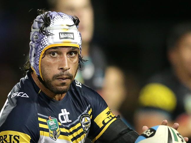 SYDNEY, AUSTRALIA - APRIL 06: Johnathan Thurston of the Cowboys in action during the round five NRL match between the Penrith Panthers and the North Queensland Cowboys at Pepper Stadium on April 6, 2015 in Sydney, Australia. (Photo by Mark Metcalfe/Getty Images)