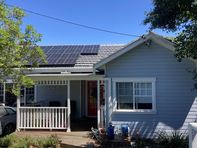 CAMPBELLTOWN, NSW - Campbelltown woman Sami Ho is a mum of two on a mission. She achieved her first ânil billâ this month and has gone to extreme lengths to curb her electricity costs including ditching gas, switching energy providers, purchasing an EV and installing a heat pump.   Her gas and electricity bills used to total $450 a quarter, while petrol cost up to $150 a week. Pictured is her home with solar panels.