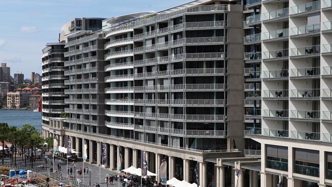 Mike Baird visited broadcaster Alan Jones in his Sydney harbourside apartment complex on Monday evening.