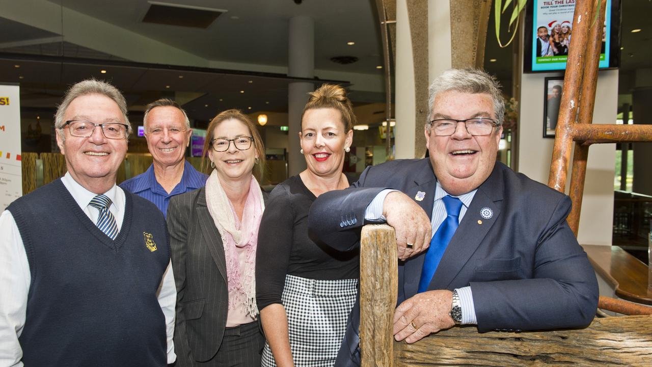 ( From left ) Peter Constance, Mick Smith, Kirsten McGovern, Karen Evans and Derek Tuffield. "Shanks for Lifeline" campaign. Friday, 12th Oct, 2018.