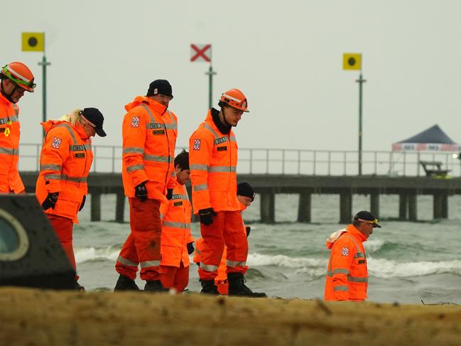 SES doing a ground search near Frankston pier. Picture: Luis Enrique Ascui