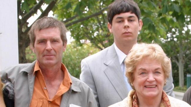 Jon Wheelahan (left) with his sister Joanne and a family member (back) at a family gathering in 2005.