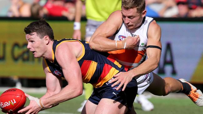 20/4/14 - AFLR514 - AFL Round 5 - Adelaide Crows v GWS Giants at Adelaide Oval - Patrick Dangerfield Picture Simon Cross