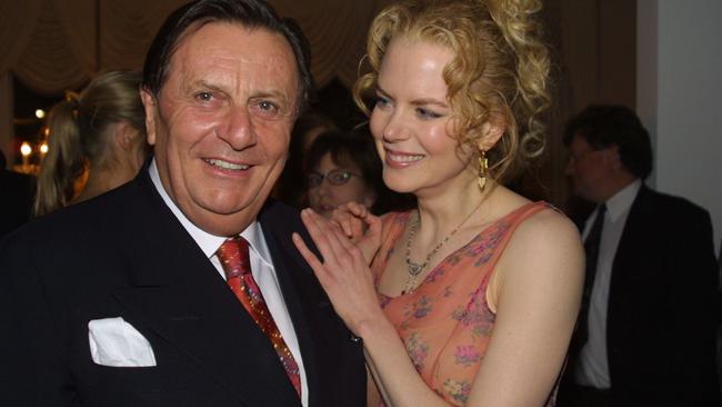 Barry Humphries and Kidman at an Australians in Film party in Los Angeles, honouring Australian Oscar nominees in 2001.