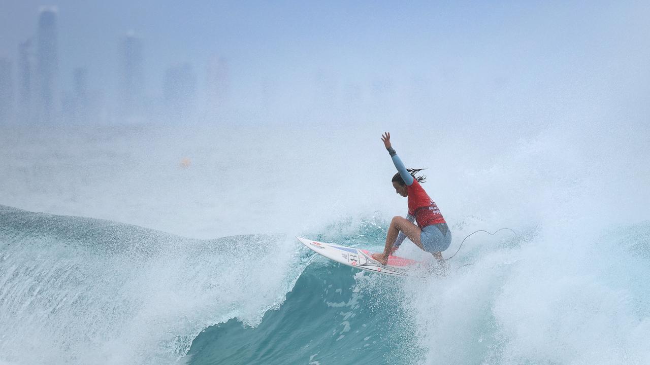 Woman drowns at famous surf spot