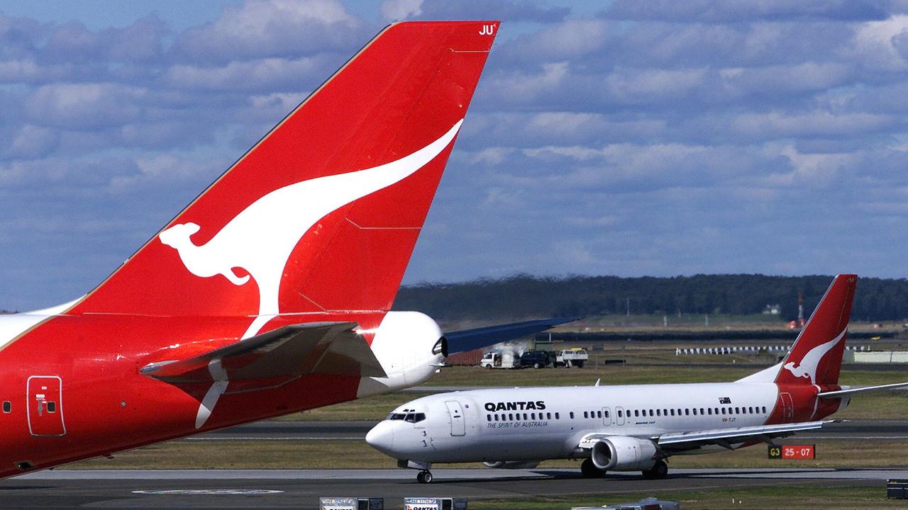 Qantas flight attendant height rules changed after review | Herald Sun