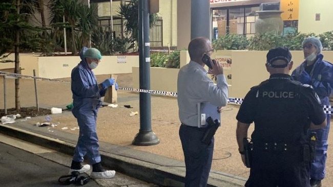 The stabbing murder scene out the front of the Beachcomer Hotel in Hanlon Street, Surfers Paradise. Picture: Ryan Keen