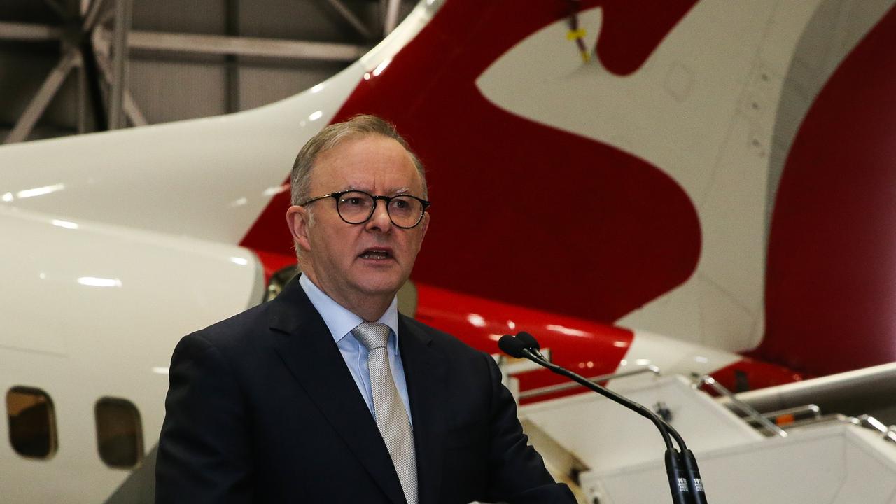 Albo’s ‘ministerial integrity’ questioned as more Qantas upgrades revealed