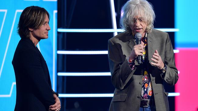 Keith Urban and Sir Bob Geldof at the 2018 ARIAs. A true car crash. Picture: AAP/Joel Carrett