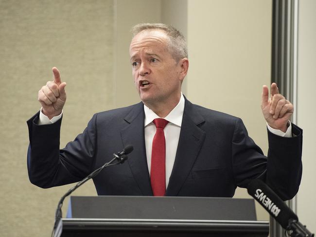 Opposition Leader Bill Shorten speaks at the Australian Education Union's annual Federal conference, Melbourne, Friday, February 22, 2019. (AAP Image/Ellen Smith) NO ARCHIVING