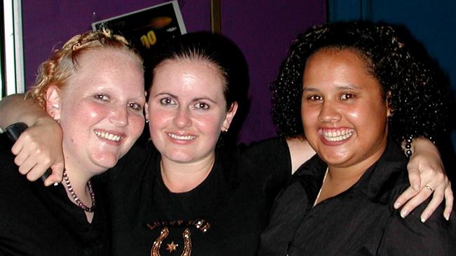 Fiona Denman, Patricia Moon & Sara Lourie Flinders Street Station Picture: Bryan Lynch ad426016