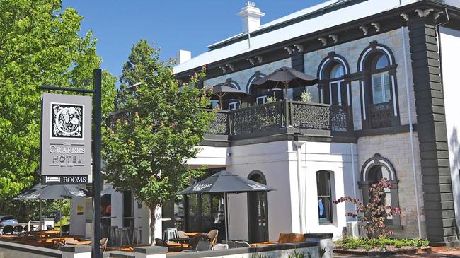 Crafters Hotel, Adelaide Hills