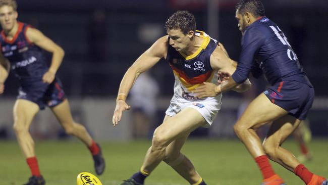 Josh Jenkins battles Norwood’s Dom Barry in the SANFL last week. Picture: Dean Martin.