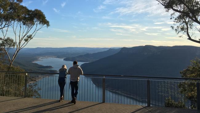 Visitors to Burragorang Lookout are being hit with a $4 parking fee. Picture: Jeff Darmanin