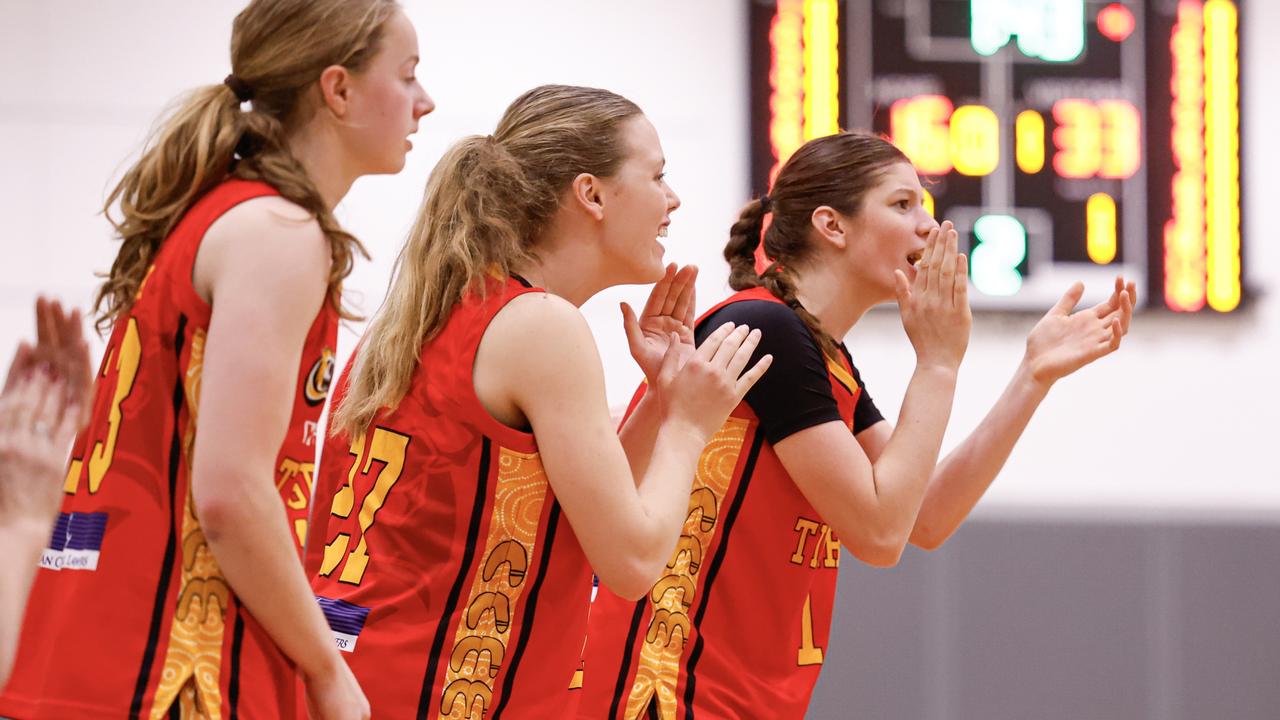 Watch now: Joondalup Wolves v Warwick Senators, Girls, BA U18 Club Nationals