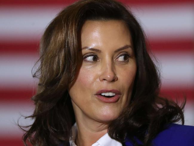 SOUTHFIELD, MICHIGAN - OCTOBER 16: Gov. Gretchen Whitmer introduces Democratic presidential nominee Joe Biden delivers remarks about health care at Beech Woods Recreation Center October 16, 2020 in Southfield,m Michigan. With 18 days until the election, Biden is campaigning in Michigan, a state President Donald Trump won in 2016 by less than 11,000 votes, the narrowest margin of victory in the state's presidential election history.   Chip Somodevilla/Getty Images/AFP == FOR NEWSPAPERS, INTERNET, TELCOS & TELEVISION USE ONLY ==