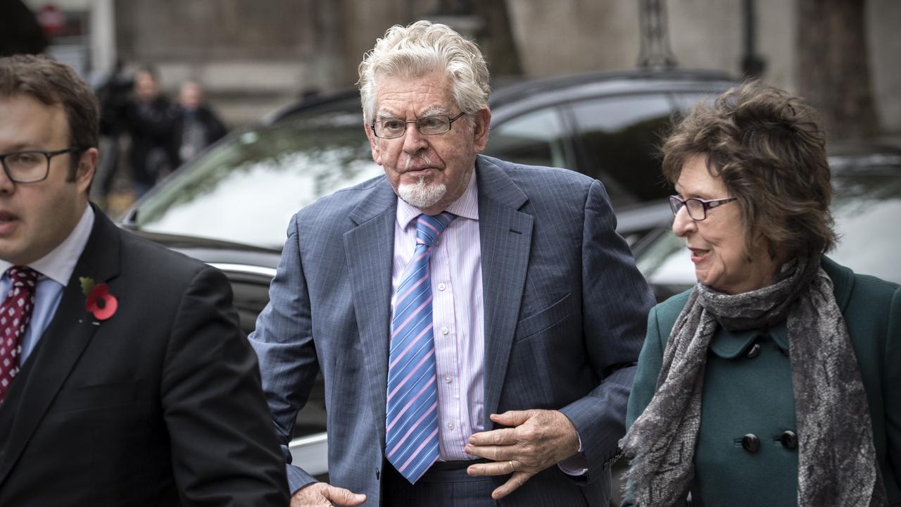 Rolf Harris dies victims remember Australian entertainer and sex ...