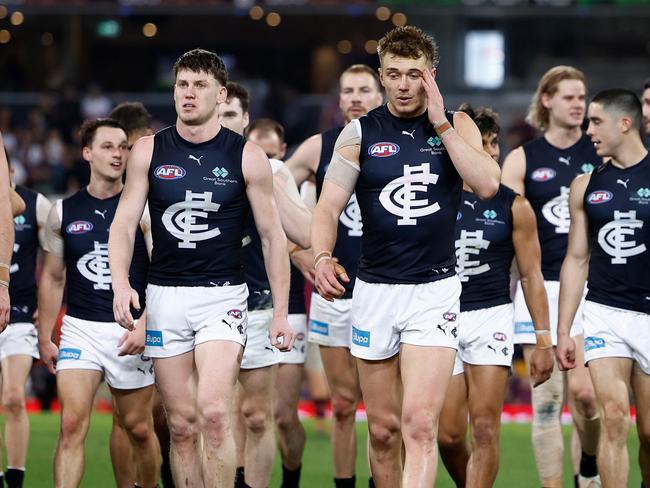 BRISBANE, AUSTRALIA - SEPTEMBER 07: The Blues look dejected after a loss during the 2024 AFL First Elimination Final match between the Brisbane Lions and the Carlton Blues at The Gabba on September 07, 2024 in Brisbane, Australia. (Photo by Michael Willson/AFL Photos via Getty Images)