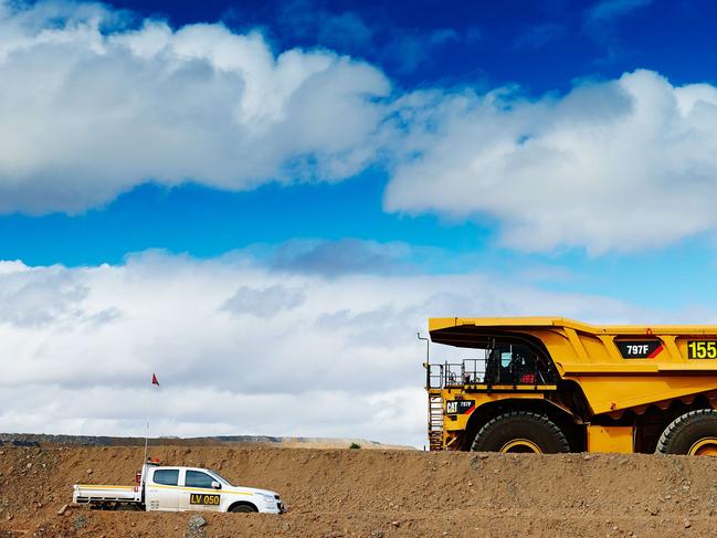 BHP working to avert credit downgrade