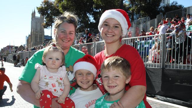 2023 National Pharmacies Christmas Pageant Picture: Dean Martin