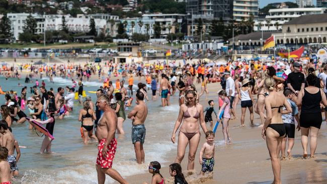 People will be back at Bondi Beach this weekend, with very hot temperatures forecast. Picture: NCA NewsWire / James Gourley