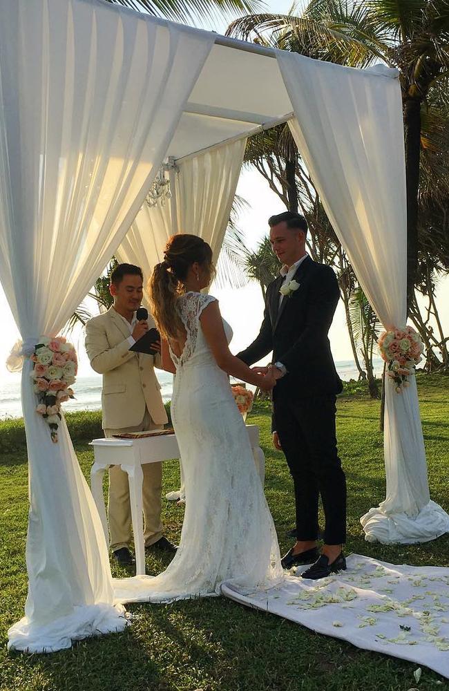 Tom Cole and Mariah Rota exchange nuptials. Picture: Instagram/@tomcoleoffical