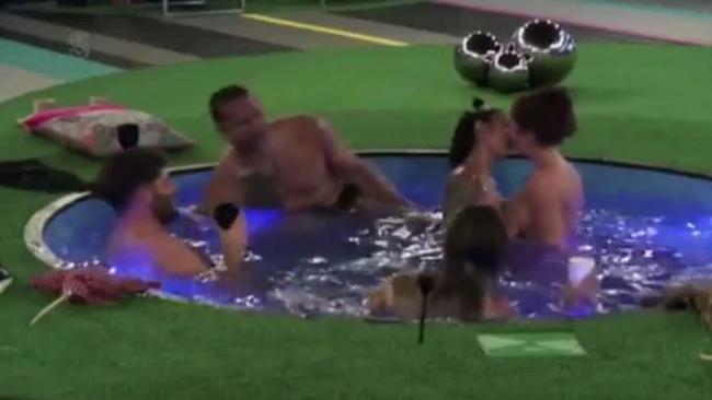 Big Brother Pool - Topless Evelyn Ellis at centre of porn storm in Big Brother UK | Daily  Telegraph