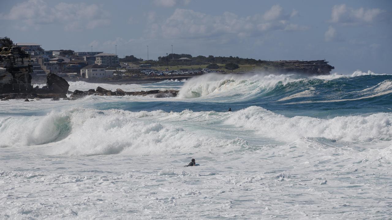 Coogee Beach swell on Good Friday. Picture: NewsWire / Nikki Short