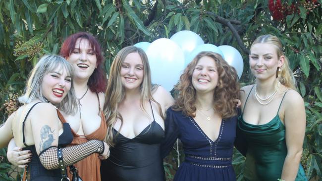 Nimbin Central Year 12 Formal 2021 L-R: Kia Potts, Indigo Strachan, Maddie O'Brien, Kiani Tribolet, Opal Dowsett.