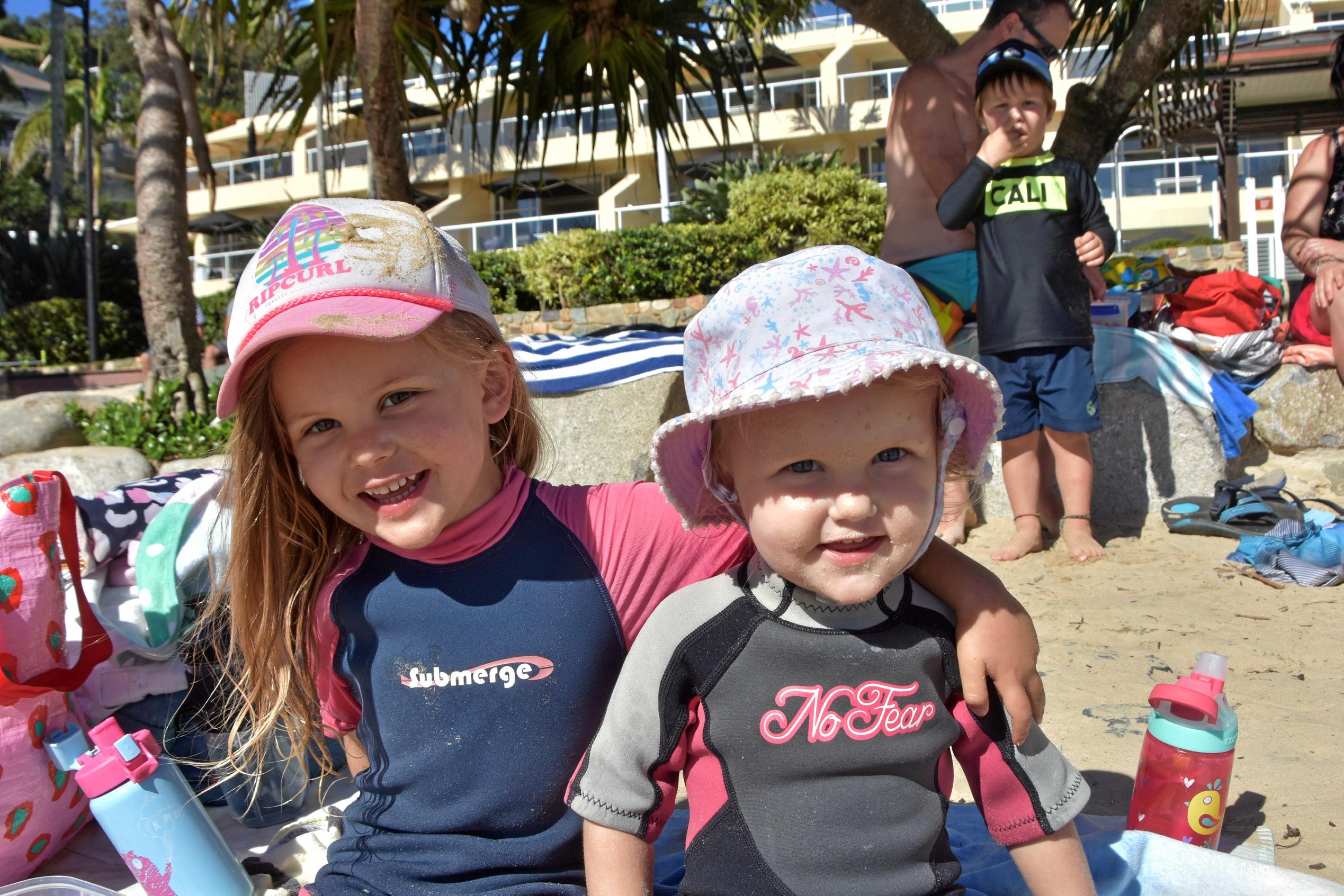 NOOSA HOLIDAYS: Lila Huckstep, 4 with sister Mia, 1. Picture: Caitlin Zerafa