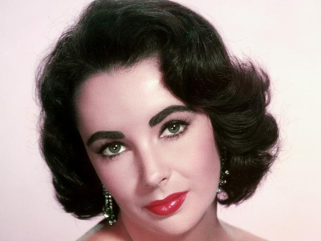 British-born American actress Elizabeth Taylor (1932 - 2011), circa 1955. (Photo by Silver Screen Collection/Getty Images)