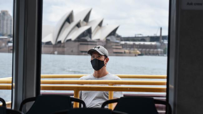 Masks will no longer be mandatory on public transport. Picture: NCA NewsWire/Flavio Brancaleone