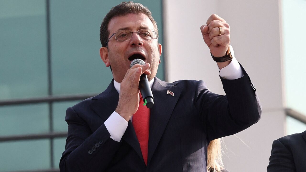 Istanbul Mayor Ekrem Imamoglu arrested in a Turkiye corruption probe