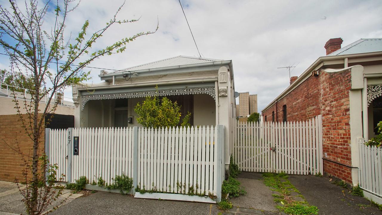 The home on Easey St in Collingwood. Picture: NewsWire / Luis Enrique Ascui