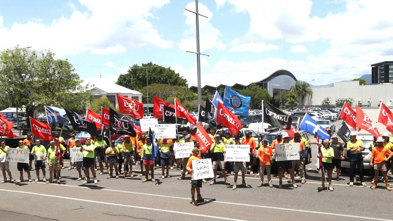 CFMEU, ETU and MWU members outside the offices of construction company John Holland on Lake St. Picture: Peter Carruthers