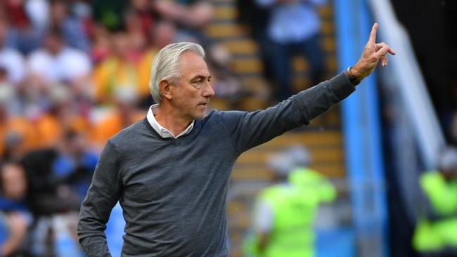 Australia's Dutch coach Bert van Marwijk during the Russia 2018 World Cup Group C football match between France and Australia at the Kazan Arena in Kazan on June 16, 2018. / AFP PHOTO / SAEED KHAN / RESTRICTED TO EDITORIAL USE - NO MOBILE PUSH ALERTS/DOWNLOADS