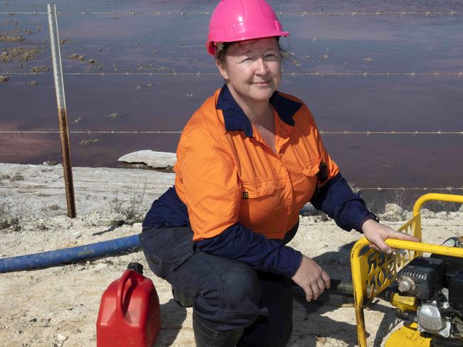 ADELAIDE, AUSTRALIA - Advertiser Photos SEPTEMBER 1st, 2021: Independent scientist Faith Coleman, Founding Partner of EcoProTem, has hired equipment to pump hypersaline water out of the leaky pond next to the mangroves into the adjacent pond where it can be sent down the channel for disposal to sea on St Kilda Road, SA. Picture: Emma Brasier