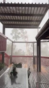 'Microburst' storm hits Alice Springs