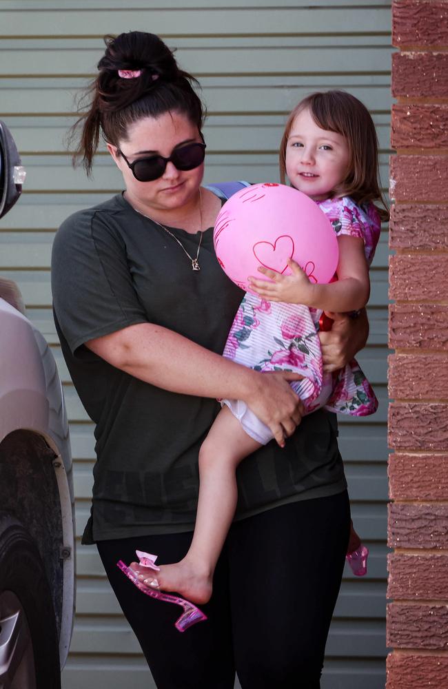 Cleo Smith with mother Ellie Smith. Picture: Colin Murty