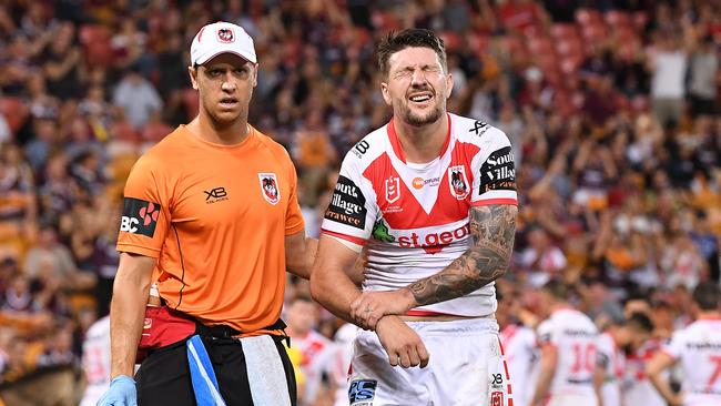 Gareth Widdop of the Dragons is taken from the field injured during the Round 3 NRL match between the Brisbane Broncos and St George Illawarra Dragons at Suncorp Stadium in Brisbane, Thursday, March 28, 2019. (AAP Image/Dave Hunt) NO ARCHIVING, EDITORIAL USE ONLY