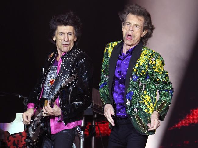 PASADENA, CALIFORNIA - AUGUST 22: Ronnie Wood (L) and Mick Jagger of The Rolling Stones perform onstage at Rose Bowl on August 22, 2019 in Pasadena, California. (Photo by Kevin Winter/Getty Images)